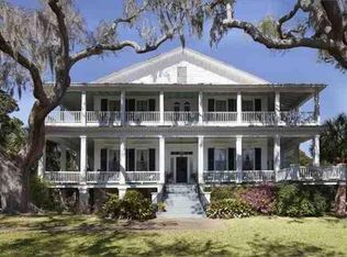 1 Laurens St, Beaufort, SC 29902