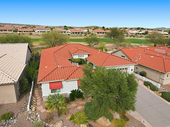 2nd image of 62562 E Amberwood Dr
