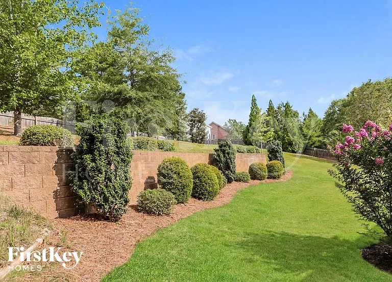 3087 Cameron Village Ct — Photo 15