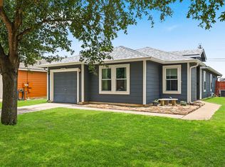 17912 Honey Locust Ln, Elgin, TX 78621
