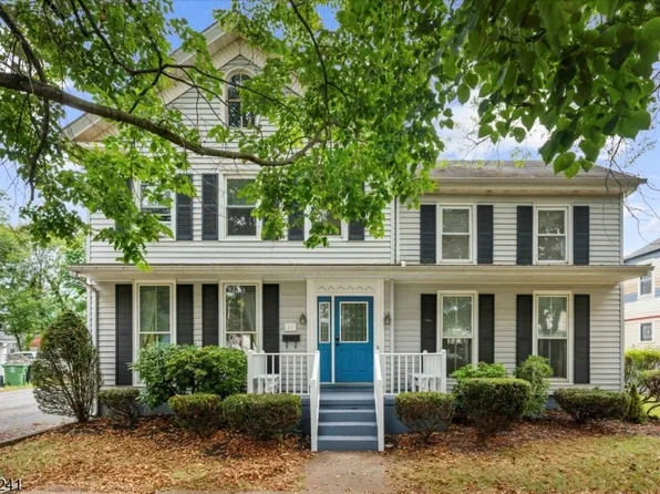 21 W Stewart St, Washington Boro, NJ 07882