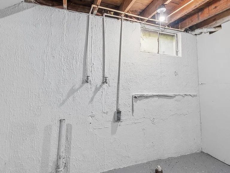 8515 Jenny Dr — Photo 16