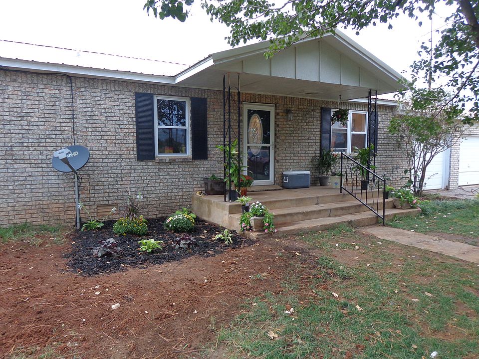 Beautiful home on 2+ acres