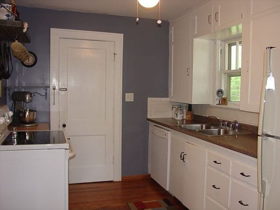 3rd image of 11520 W 61st Ter