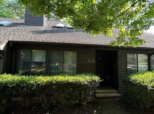 1578 Birnam Dr, Charlottesville, VA 22901