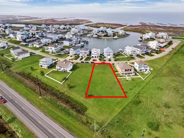 4203 S Sunset Bay Dr, Galveston, TX 77554