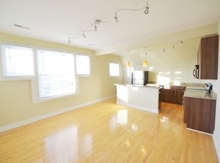 1520-1530 S Grand Blvd #302, Saint Louis, MO 63104