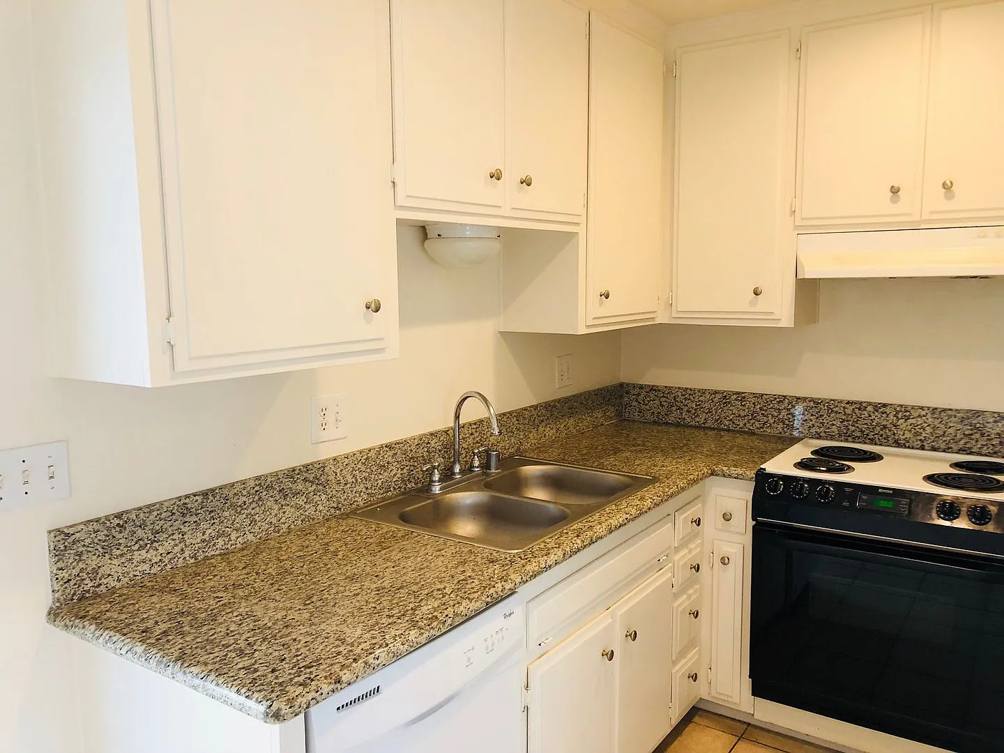 3975 Arizona Street — Photo 3