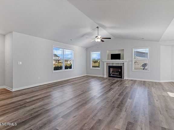 3rd image of 120 Highland Park Drive
