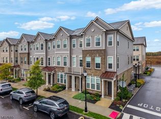 105 Robeson St, Somerville, NJ 08876