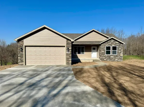 3421 Valley Heights Dr, Adrian, MI 49221