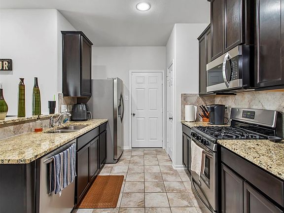2nd image of 8054 Villa Lago Ln