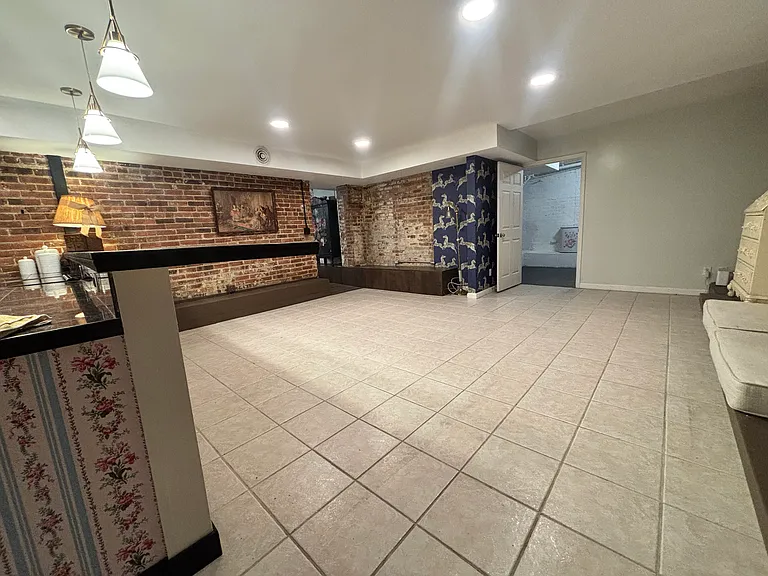 1210 E Colfax Ave #101 — Photo 12