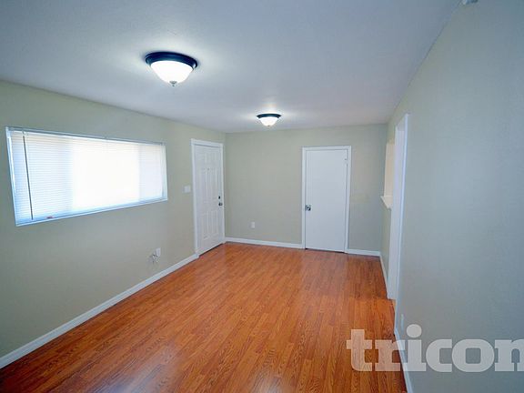2nd image of 7707 Silver Oak Ln