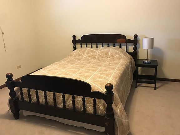 4th image of 400 Tracy Ln