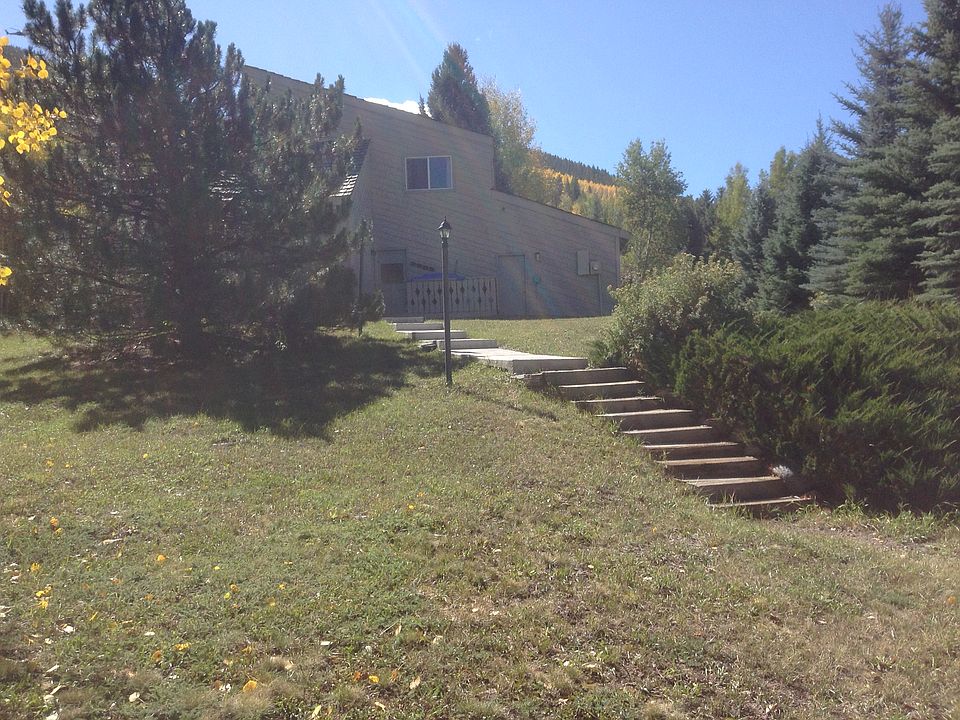 2nd image of 2692 Kinnikinnick Ct