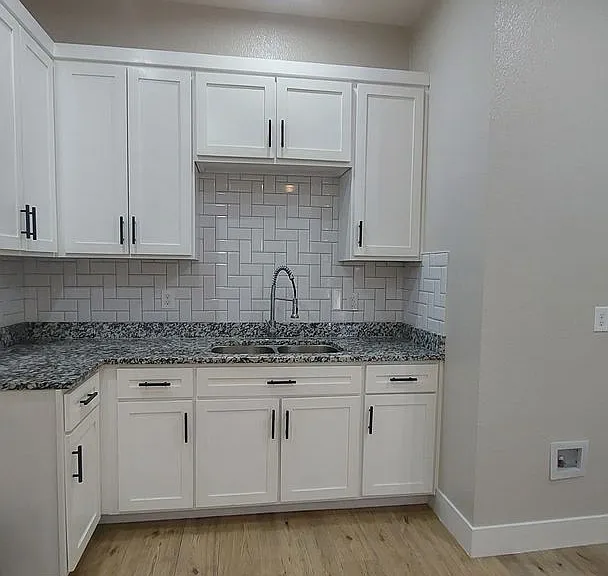 2414 San Diego Ave — Photo 19
