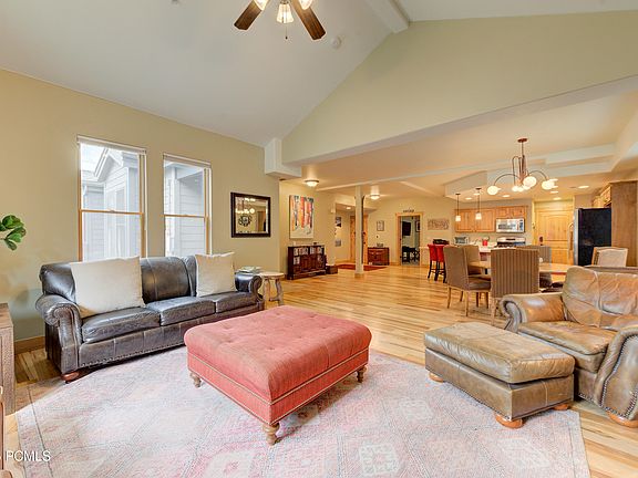 4th image of 1499 Park Ave #1