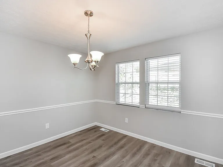 5897 Brookside Dr SE — Photo 8