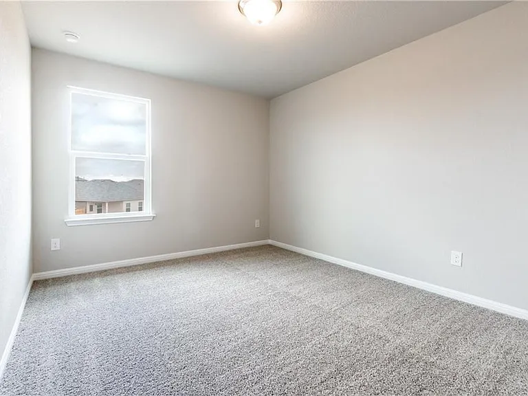 2718 Bridekirk Dr — Photo 35
