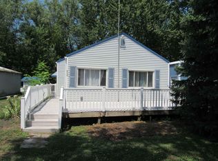 6120 N Lakeshore Dr, Macy, IN 46951