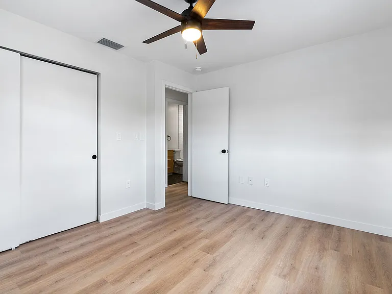 1028 Bass Blvd #E — Photo 8