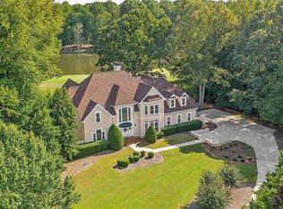 800 Birkdale Dr, Fayetteville, GA 30215