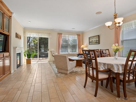 3rd image of 12745 Rock Creek Cir