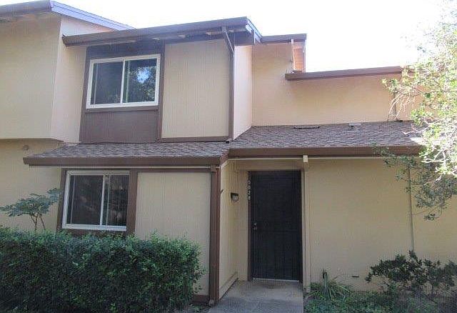 1st image of 5028 Greenberry Dr