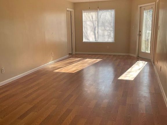 5th image of 1241 University Ct APT 203