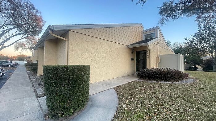 1st image of 5360 Skelly Sq #1006