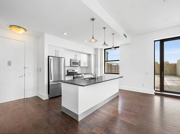 4 Beacon Way APT 602, Jersey City, NJ 07304