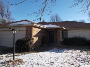 2006 S Thelma Ave, Springfield, MO 65807