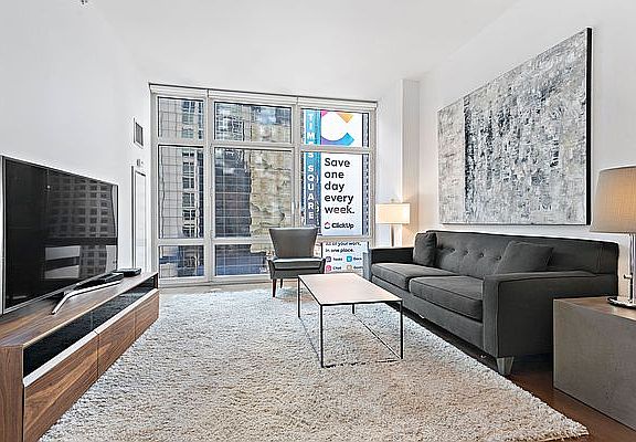 4th image of 1600 Broadway Penthouse 2A