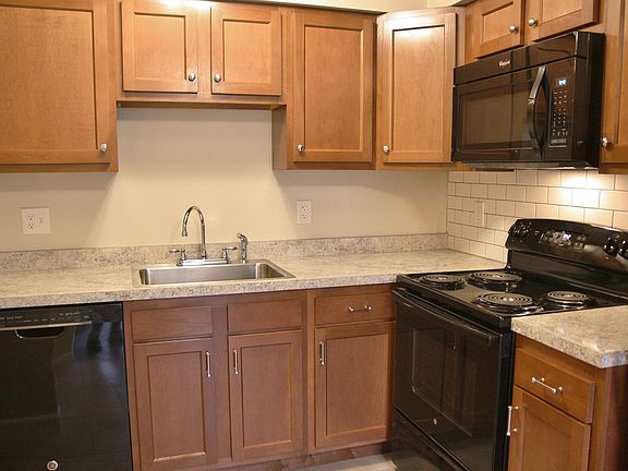 2nd image of 5631 Lancaster St #5641-2