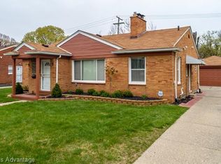 25112 Schoolcraft, Redford, MI 48239