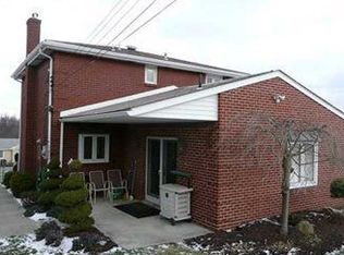 1730 Hollyrood Rd, Pittsburgh, PA 15227