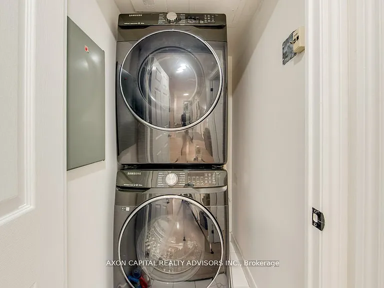 168 Simcoe St #1513 — Photo 16