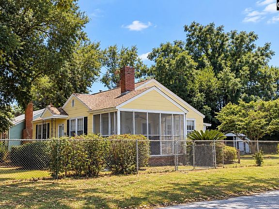 5th image of 305 Nevada St