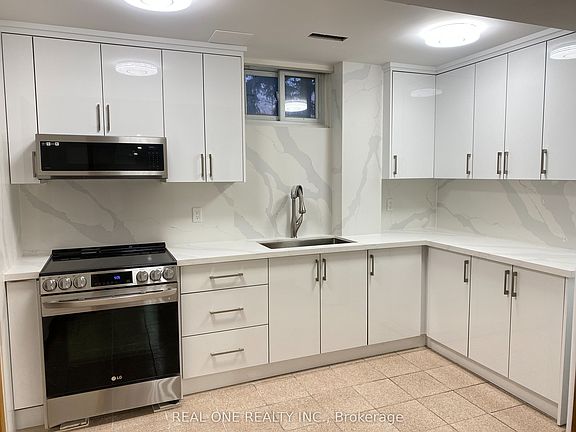 3rd image of 1 Addison St
