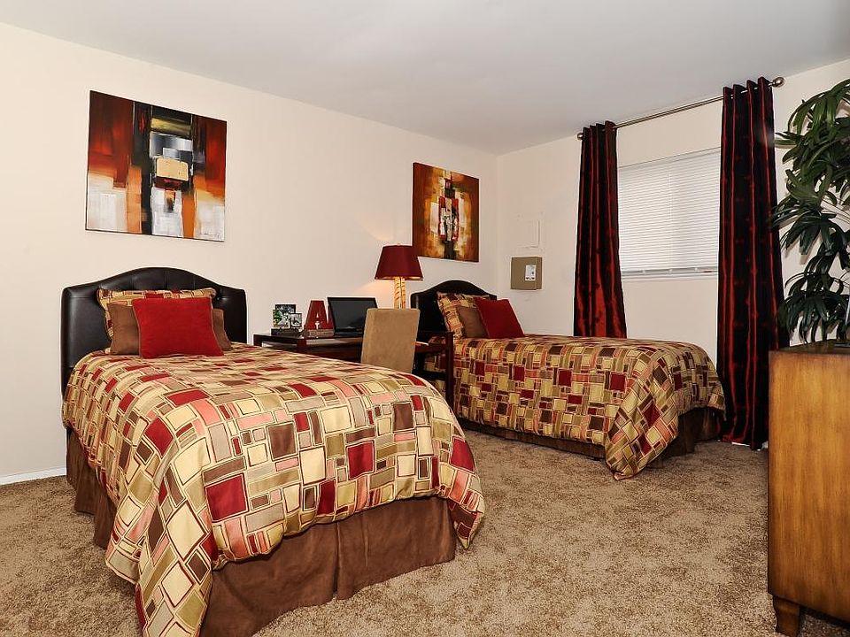 2nd image of 13222 Margaux Cir APT 03