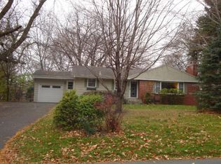 7606 Great Plains Blvd, Chanhassen, MN 55317