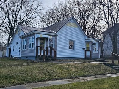 208 N Van Buren St, Newton, IL, 62448