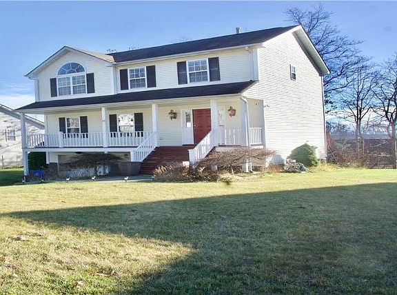 3rd image of 17 Dogwood Dr