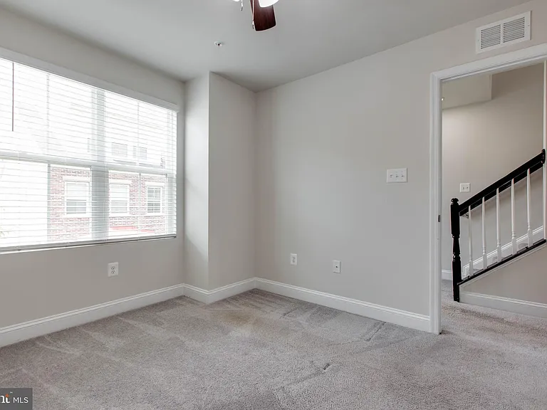 7110 Druce Way — Photo 31