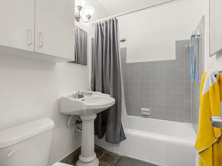 314 Princeton Ave — Photo 15