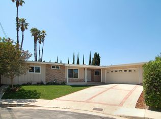 5634 El Canon Ave, Woodland Hills, CA 91367