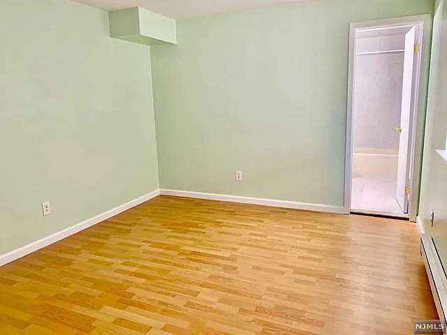 629 Central Ave #1 — Photo 5