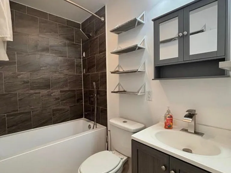 325 Winwood Ave — Photo 20