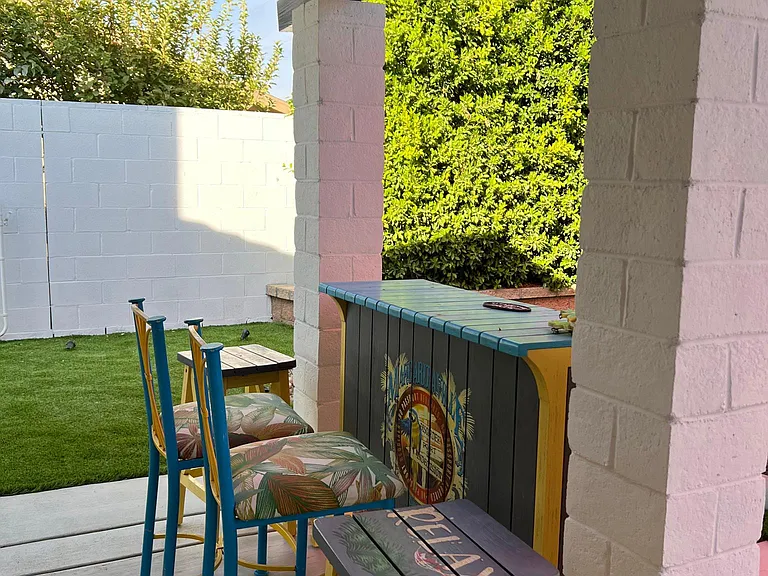 2212 N San Clemente Rd — Photo 38